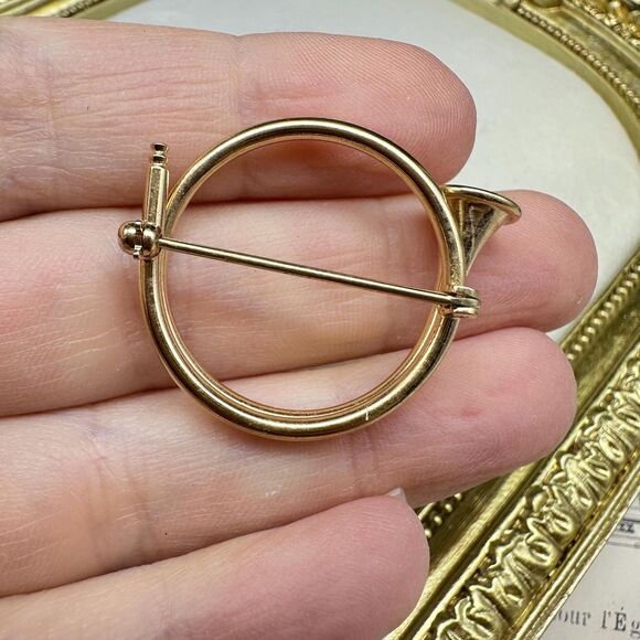 French Horn Brooch Pin Instrument Jewelry - Picture 6 of 6